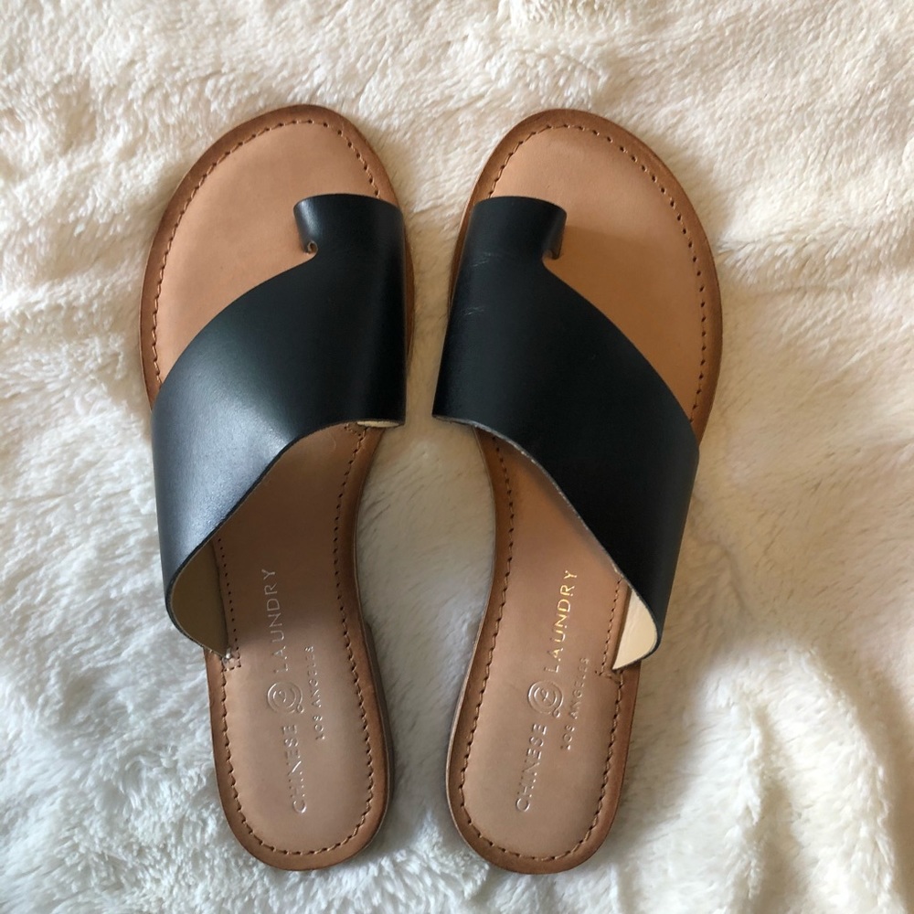 BRAND NEW Chinese laundry sandals!